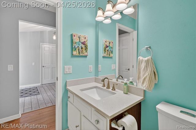 22290 Quail Run Circle 6, South Lyon, MI 48178