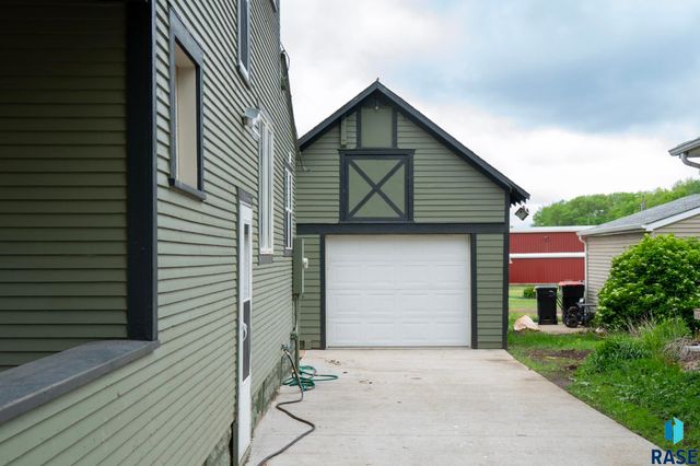 26007 482nd Ave, Corson, SD 57005