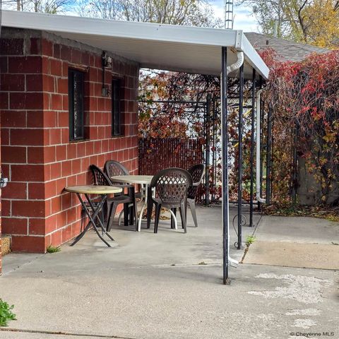 2533 DEMING BLVD, Cheyenne, WY 82001