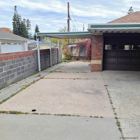 2533 DEMING BLVD, Cheyenne, WY 82001