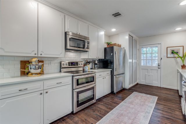 4321 El Campo Avenue, Fort Worth, TX 76107