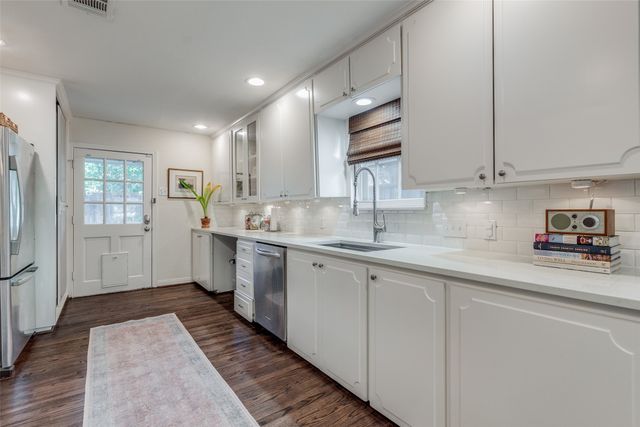 4321 El Campo Avenue, Fort Worth, TX 76107