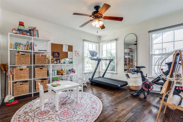 4321 El Campo Avenue, Fort Worth, TX 76107