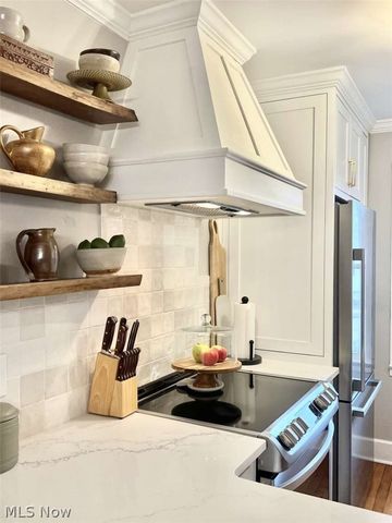 1478 Maile Avenue, Lakewood, OH 44107