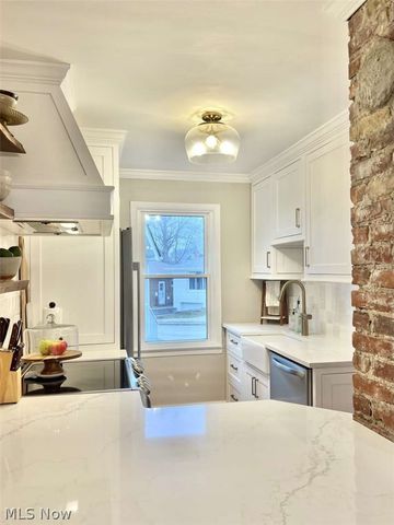 1478 Maile Avenue, Lakewood, OH 44107