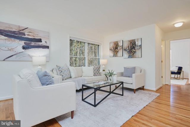 2016 N GREENBRIER ST, Arlington, VA 22205