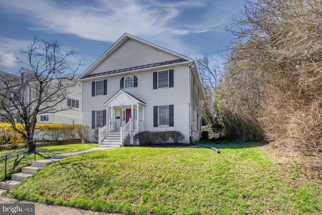 2016 N GREENBRIER ST, Arlington, VA 22205