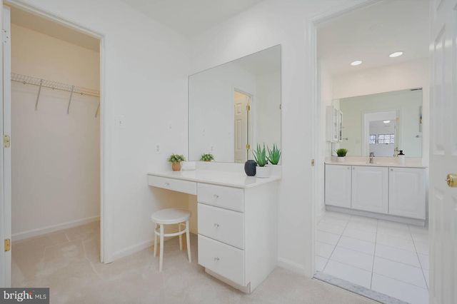 2016 N GREENBRIER ST, Arlington, VA 22205