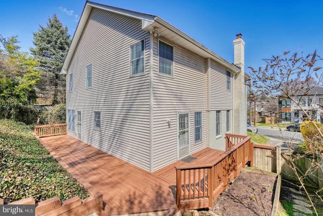 2016 N GREENBRIER ST, Arlington, VA 22205
