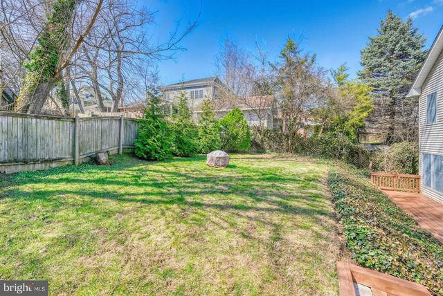 2016 N GREENBRIER ST, Arlington, VA 22205