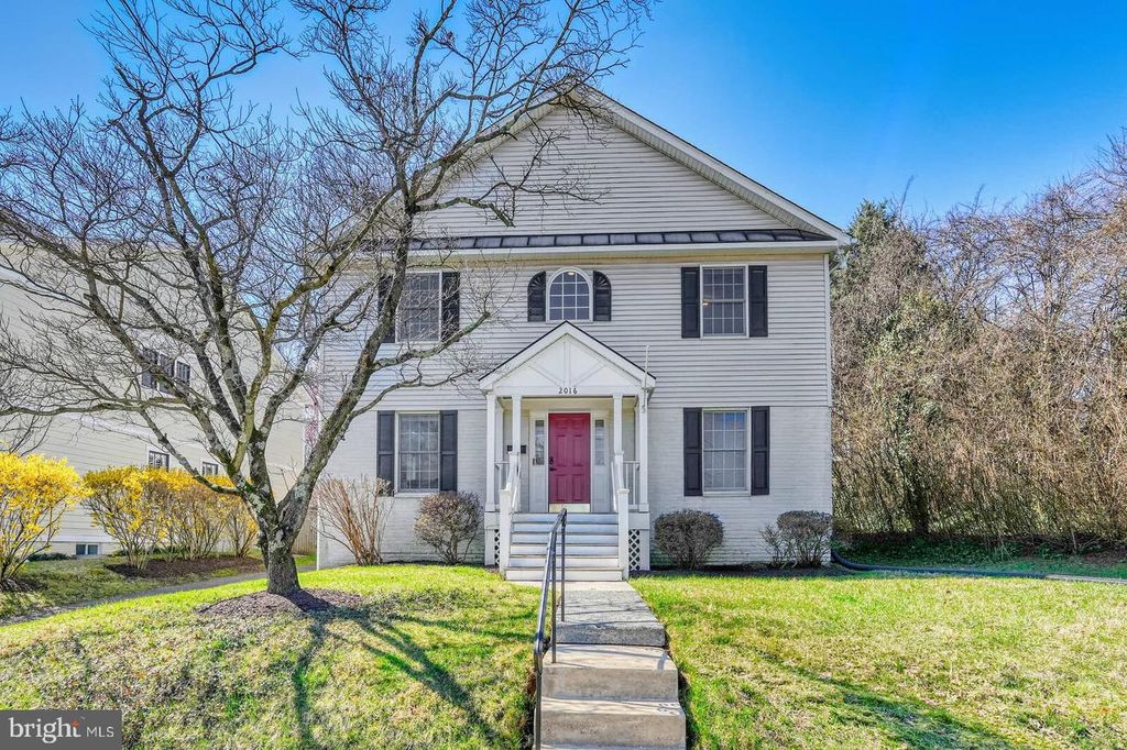 2016 N GREENBRIER ST, Arlington, VA 22205