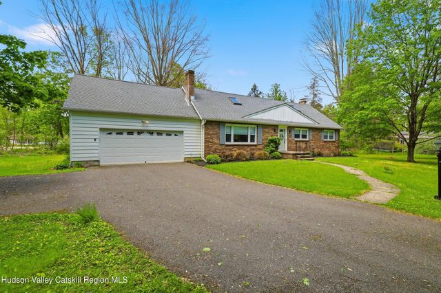 22 Candlewood Lane, Stone Ridge, NY 12484