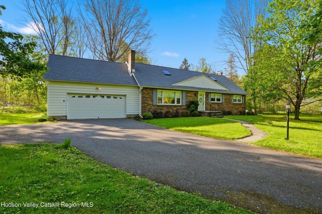 22 Candlewood Lane, Stone Ridge, NY 12484