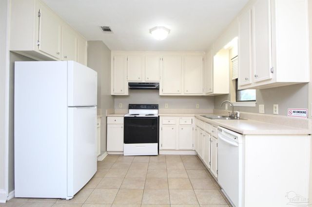 7839 Coronet Way, Pensacola, FL 32514