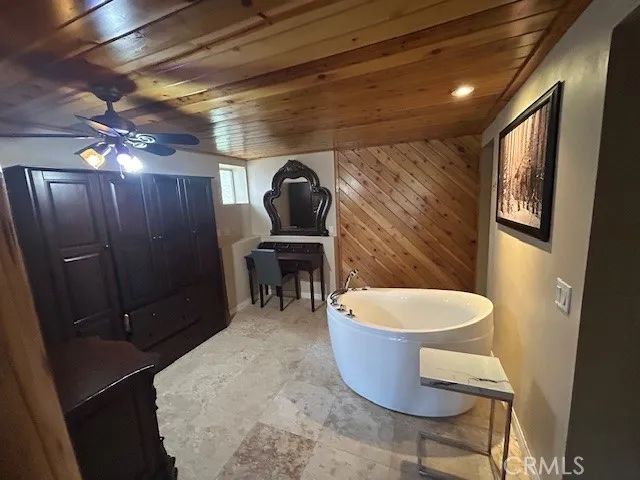 716 Barret, Big Bear City, CA 92314