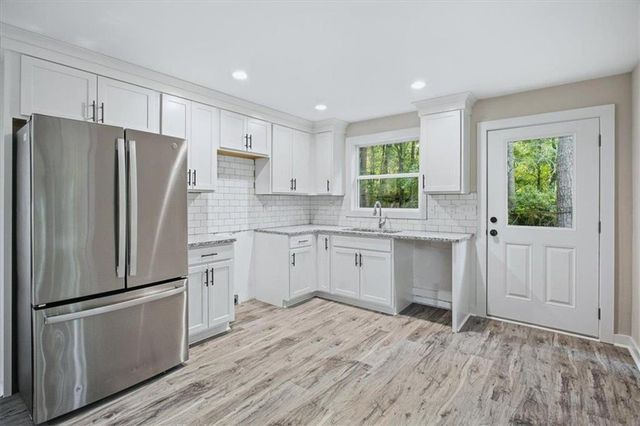 9244 Nelson Drive, Covington, GA 30014
