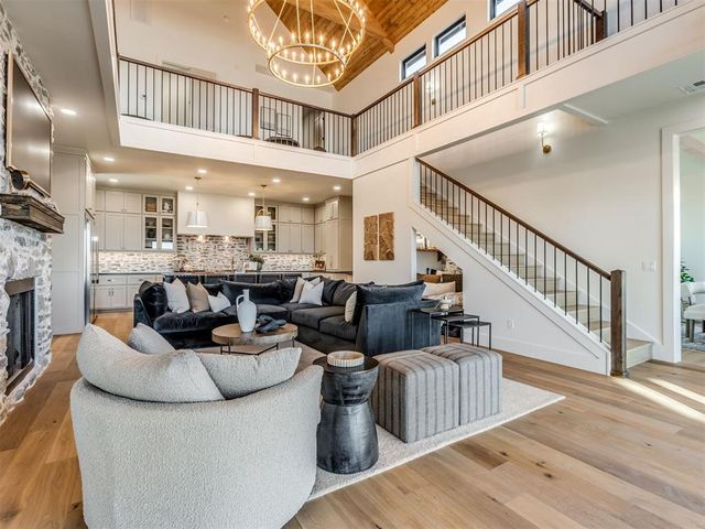 125 Heritage Lane, Stigler, OK 74462