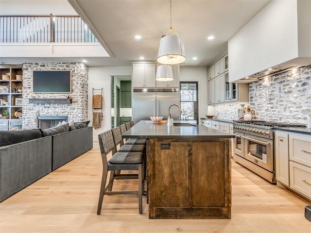 125 Heritage Lane, Stigler, OK 74462
