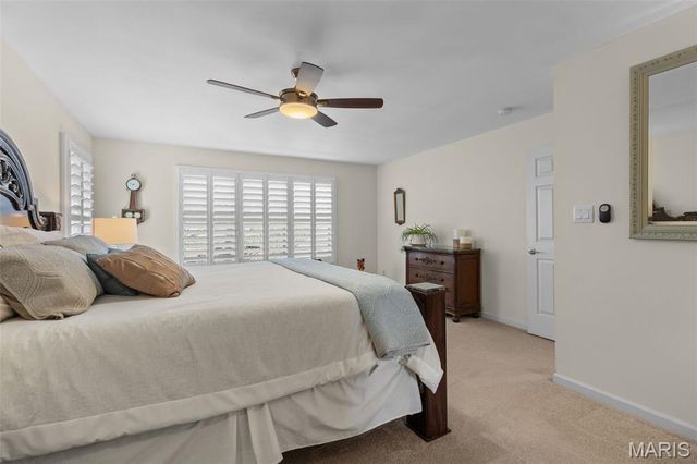 710 Willow Spring Hill Court, Town And Country, MO 63017