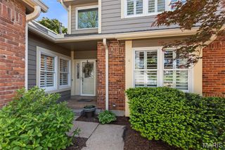 710 Willow Spring Hill Court, Town And Country, MO 63017