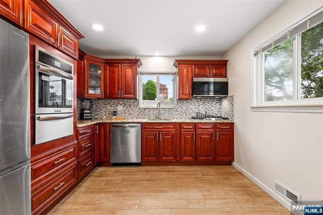401 White Street, Orange, NJ 07050