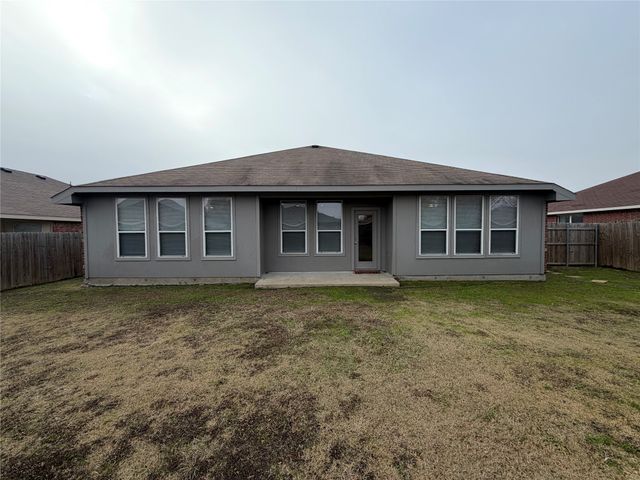 2612 Redwood Street, Royse City, TX 75189