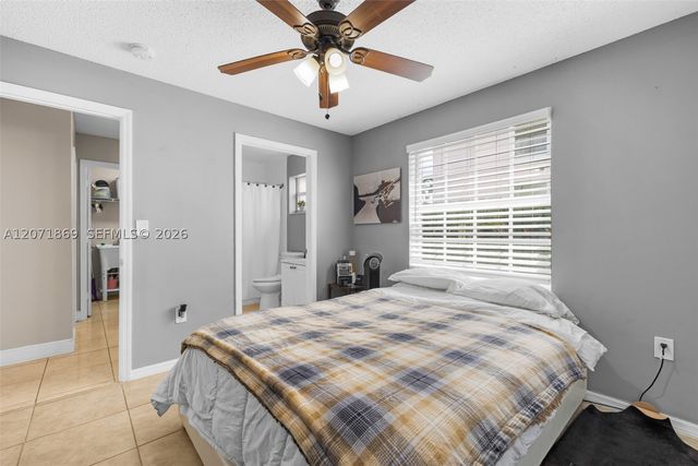 15753 SW 43rd St, Miami, FL 33185
