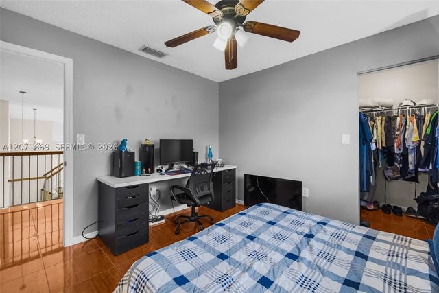 15753 SW 43rd St, Miami, FL 33185
