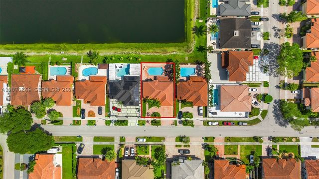 15753 SW 43rd St, Miami, FL 33185