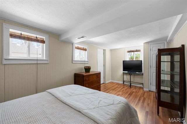 517 Jeffords Street, St Louis, MO 63125