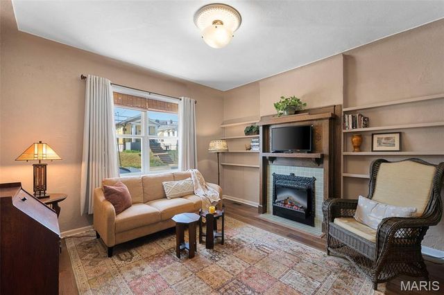 517 Jeffords Street, St Louis, MO 63125