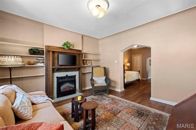 517 Jeffords Street, St Louis, MO 63125