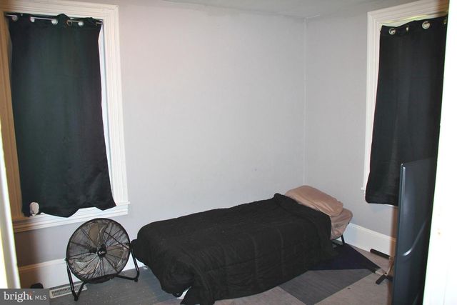 78 WALNUT ST, Salem, NJ 08079