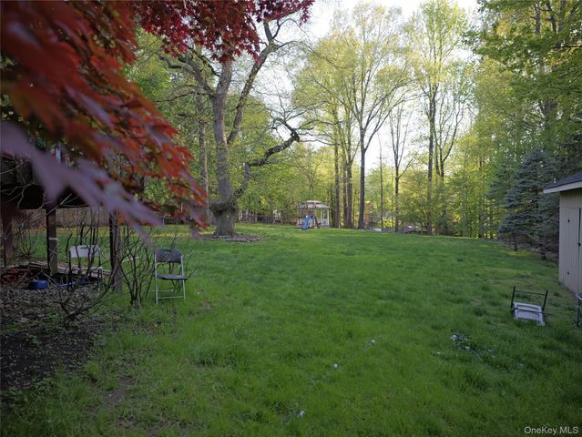 31 Dawn Lane, Suffern, NY 10901