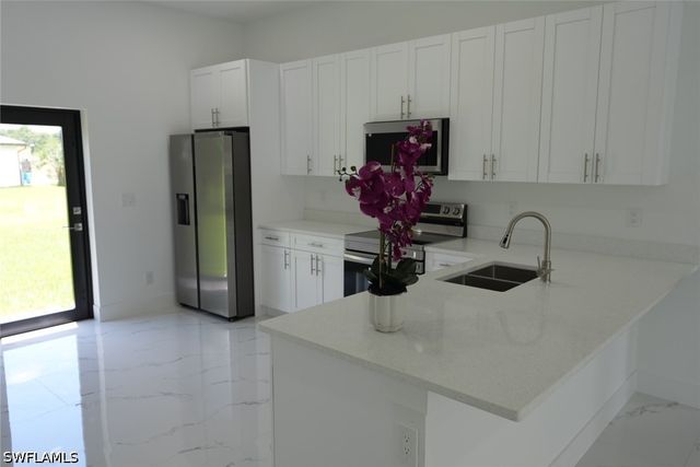 3931 Sunset RD, Lehigh Acres, FL 33971