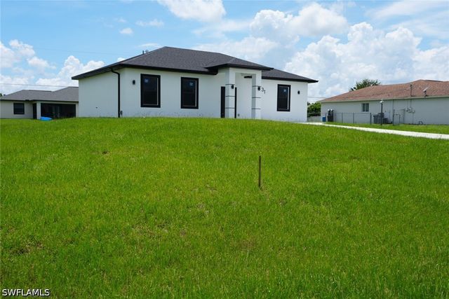 3931 Sunset RD, Lehigh Acres, FL 33971