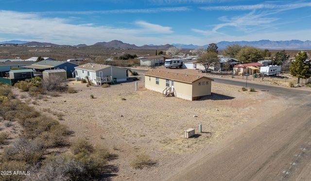 1498 N Saddleback Circle, Tombstone, AZ 85638