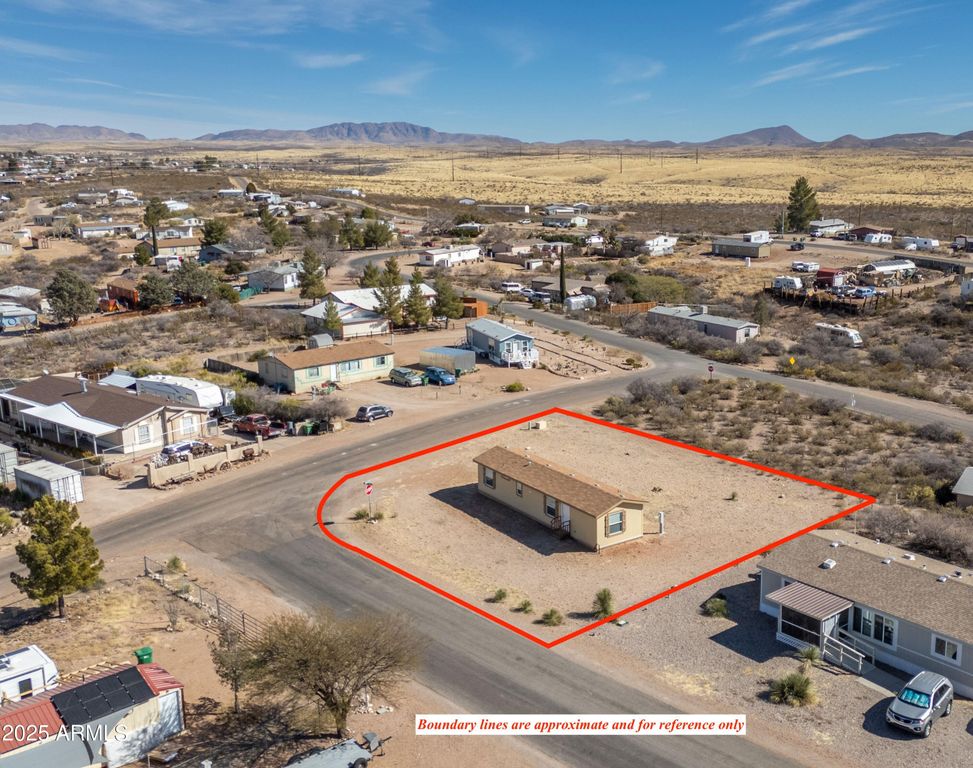 1498 N Saddleback Circle, Tombstone, AZ 85638