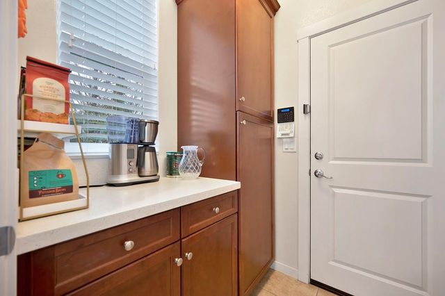 4906 Regatta Ct, Rocklin, CA 95677