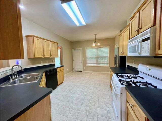 25 Derby Drive, Hiram, GA 30141