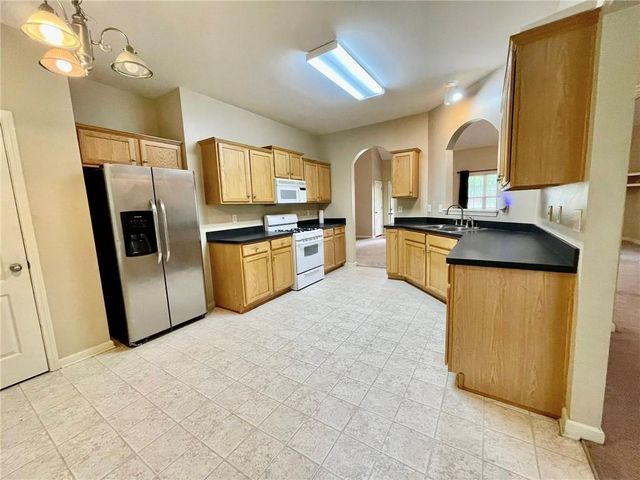 25 Derby Drive, Hiram, GA 30141