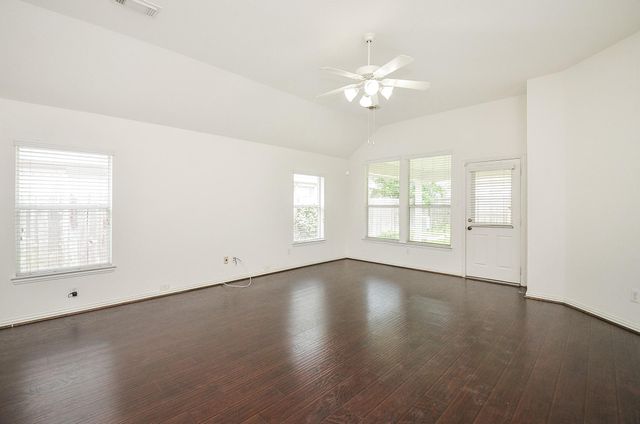 7038 Cornflower Ln, Katy, TX 77494