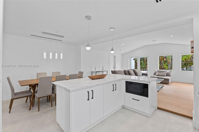 8926 Emerson Ave, Surfside, FL 33154