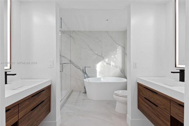 8926 Emerson Ave, Surfside, FL 33154