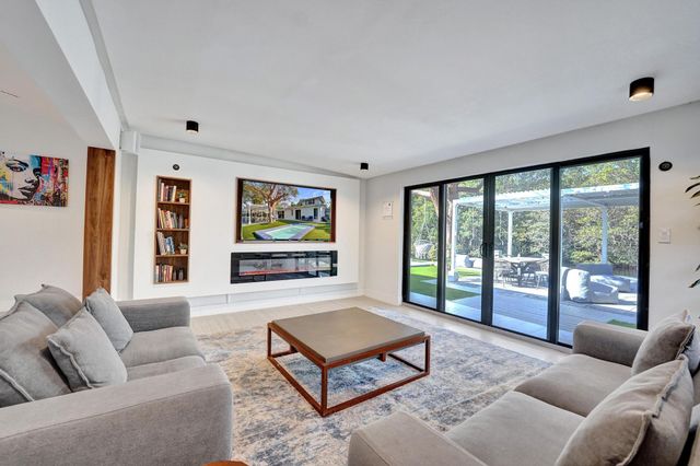 4417 SW 38th Terrace, Fort Lauderdale, FL 33312