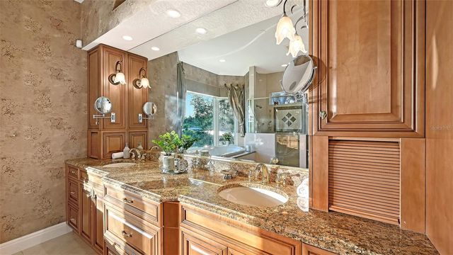 7460 MONTE VERDE, Sarasota, FL 34238