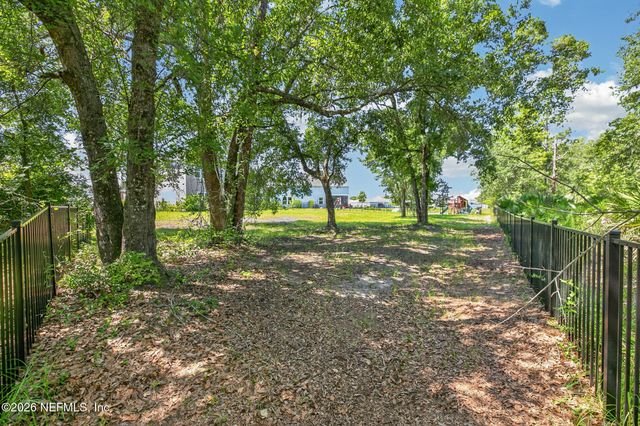36 RENEW Court, St. Johns, FL 32259