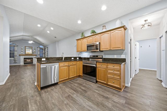 1393 Cascade Drive, 19, Grove City, OH 43123