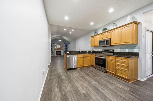 1393 Cascade Drive, 19, Grove City, OH 43123