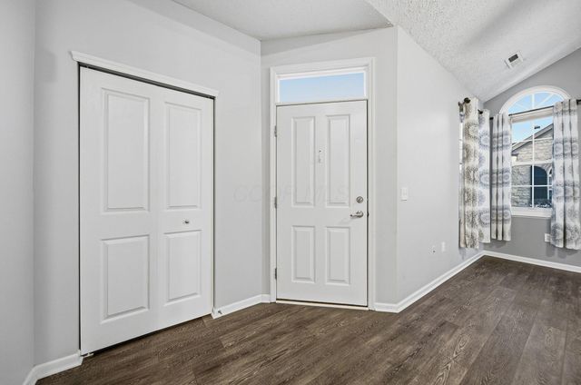 1393 Cascade Drive, 19, Grove City, OH 43123